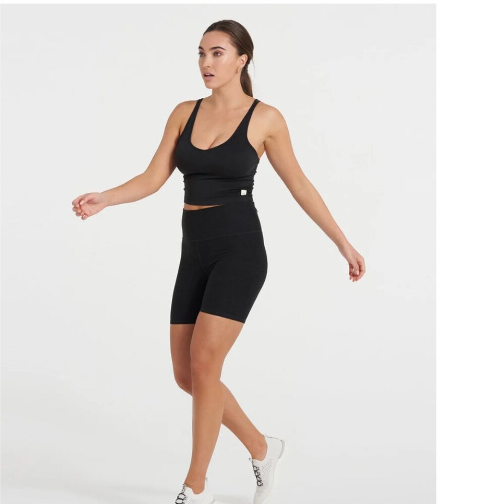 Vuori Clean Elevation Shorty